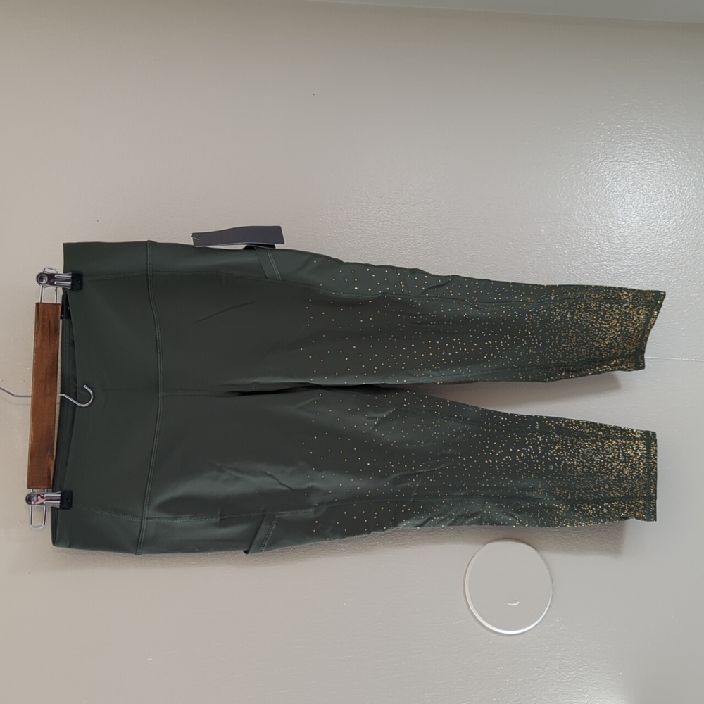 Torrid Size 0X (L/12) Olive green active leggings with gold foil details